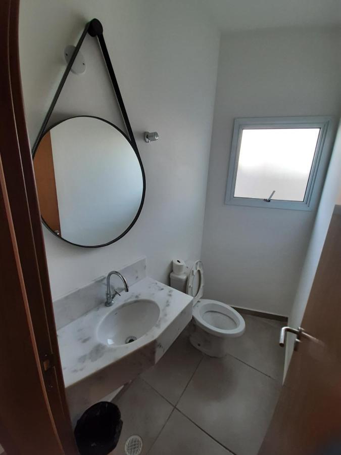 Sobrado Frente Ao Sesc, Wifi 300Mb, 2 Vagas Auto, Cozinha, Churrasqueira, Moderno E Reformado Bertioga Buitenkant foto
