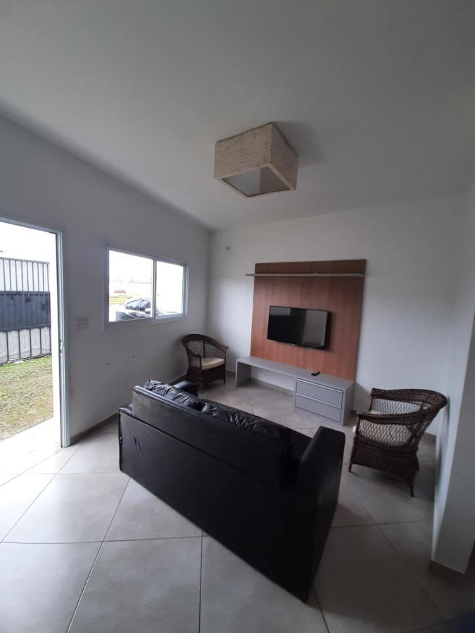 Sobrado Frente Ao Sesc, Wifi 300Mb, 2 Vagas Auto, Cozinha, Churrasqueira, Moderno E Reformado Bertioga Buitenkant foto